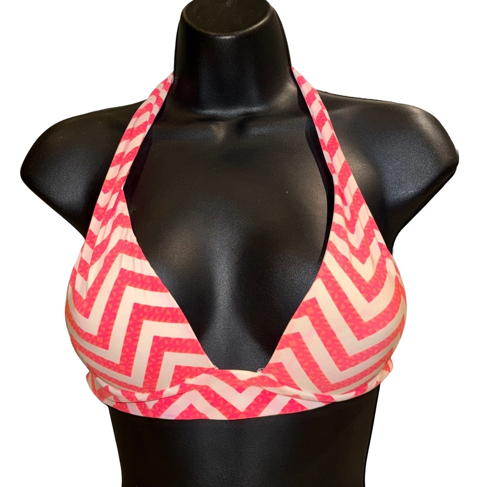 Women's Pink & Coral Zigzag Swim Top – Flattering Bikini Top - Picture 1 of 5